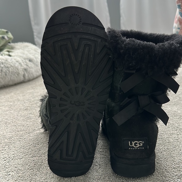 UGG boots - Picture 3 of 3